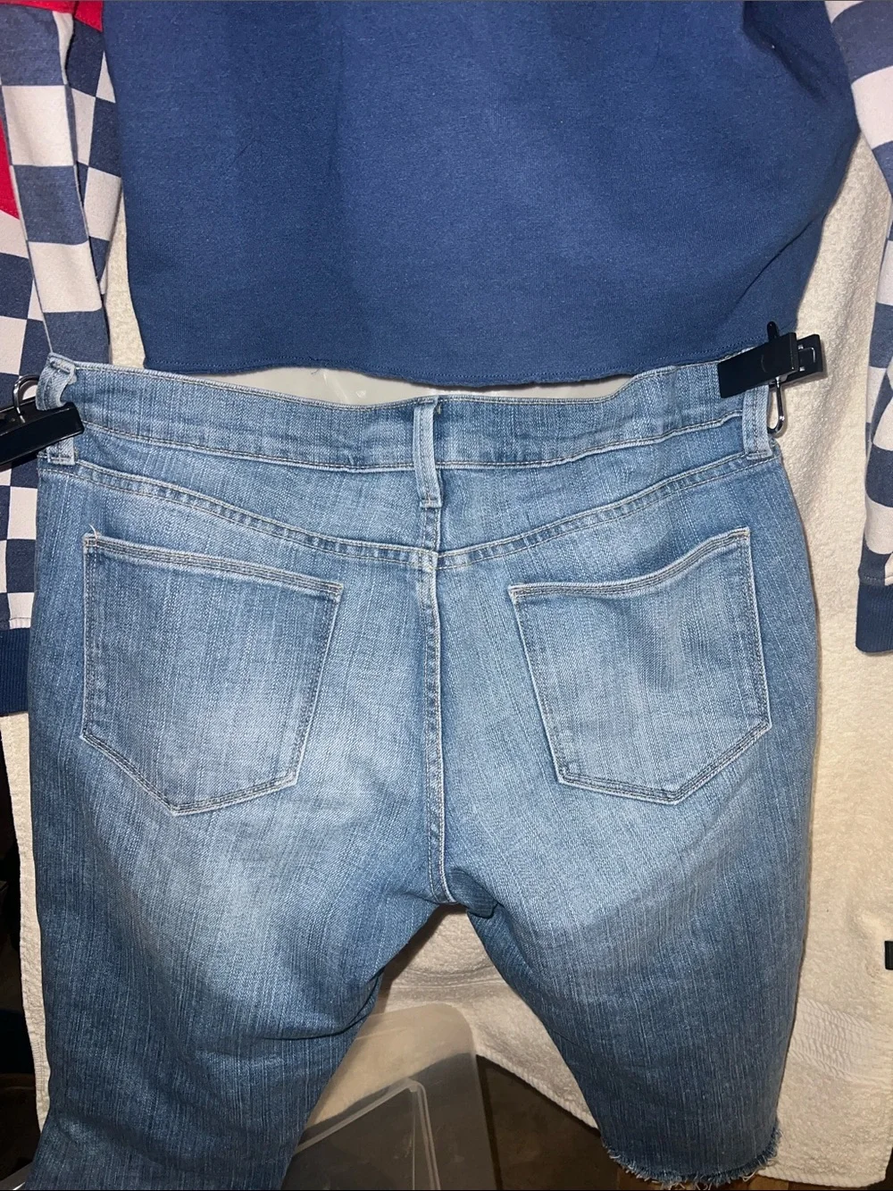 Vans cropped sweatshirt with Checkered Sleeves /old navy Jorts - Picture 6 of 11
